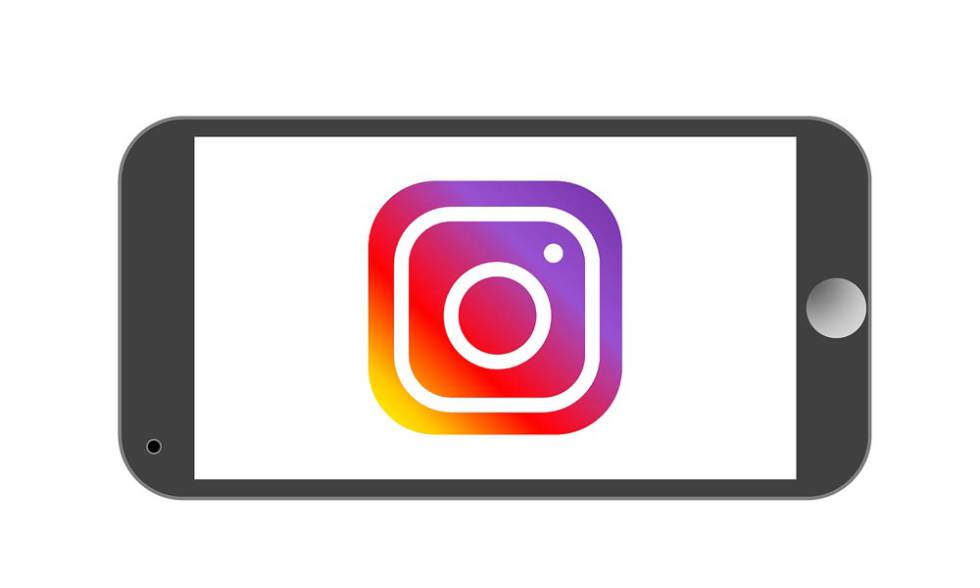 Logotipo de INstagram en la pantalla de un móvil