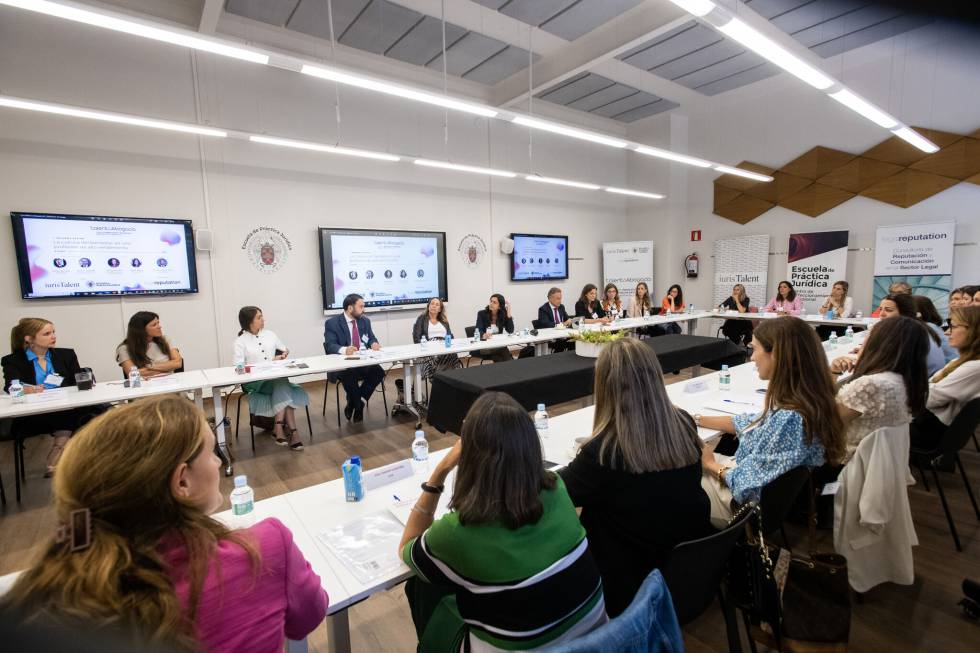 La salud mental, el gran reto de las directoras de recursos humanos de la abogacía de los negocios