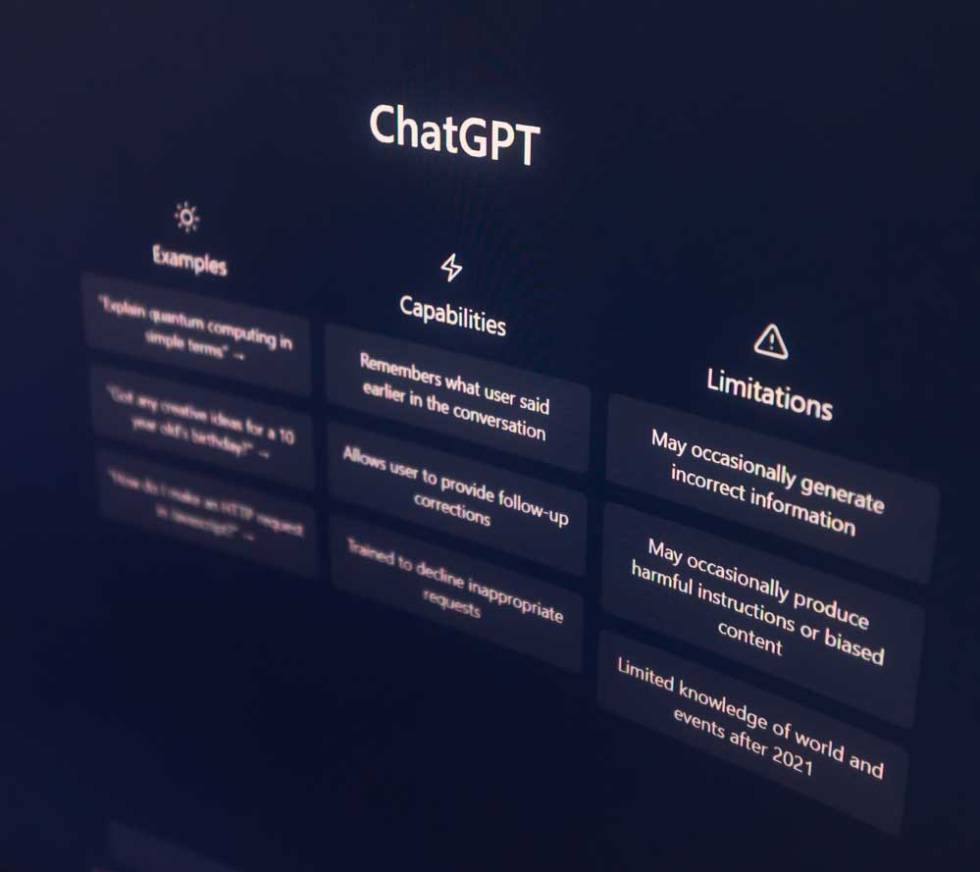 pantalla de ordenador con ChatGPT