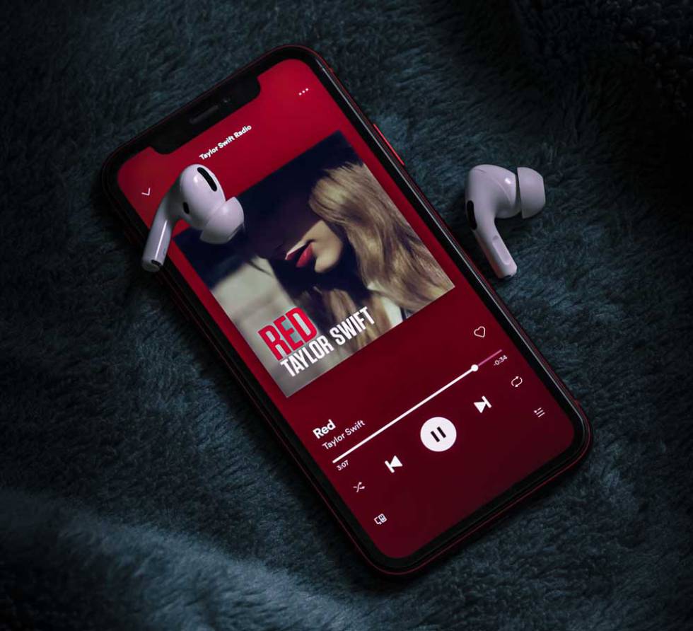 Aplicación de Spotify en un smartphone