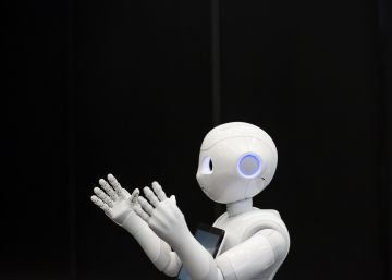 Pepper en una feria de robótica en Japón