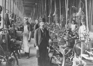 Interior de una planta hacia 1900