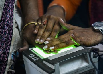 Registro de huellas para Adhaar en Guwahati, Assam (India).