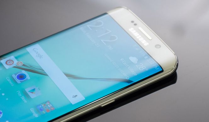 Libro Guinness de récord mundial Presidente penitencia El Samsung Galaxy Note 5 también tendría una pantalla curva como la del S6  Edge | Smartphones | Cinco Días