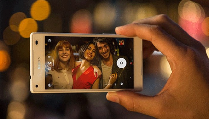 El Sony Xperia Z5 Compact se calienta menos que los anteriores al grabar  vídeo en 4K | Smartphones | Cinco Días