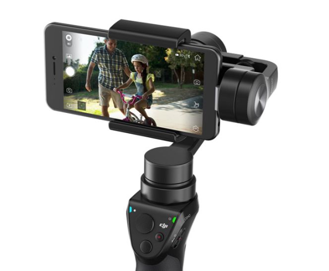 un 'palo selfie' con estabilizador para grabar vídeo | Gadgets Cinco Días