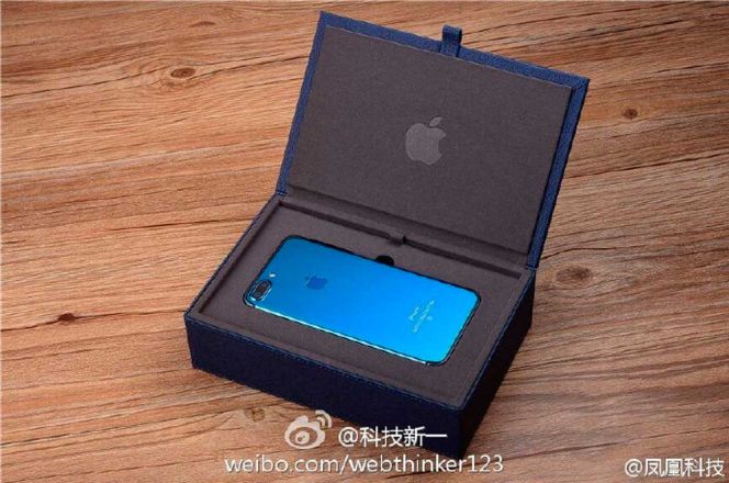 A rayas Elástico Solicitud Aparecen varias imágenes del iPhone 7 y 7 Plus en color azul | Smartphones  | Cinco Días