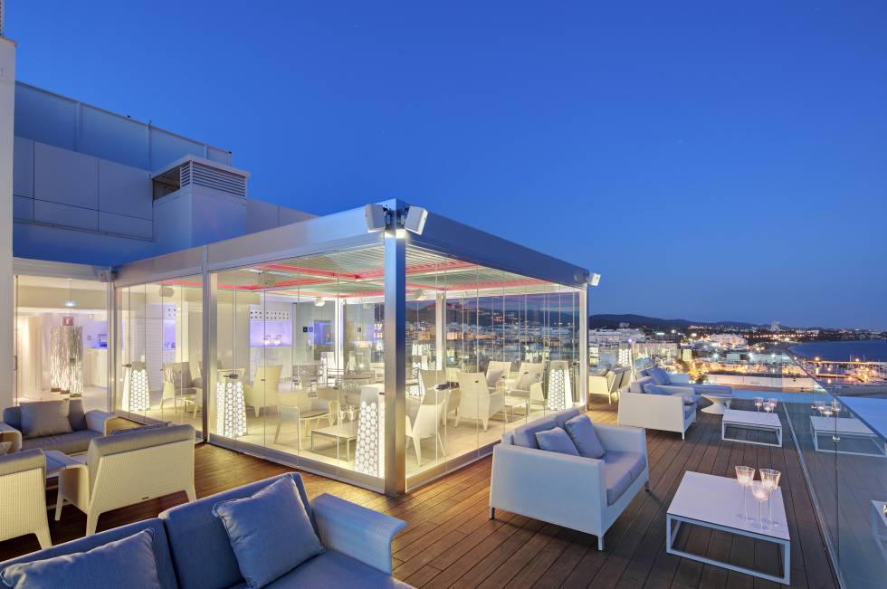 Marbella outside the 'bling bling' - Five Days 3 Belvue Rooftop Bar