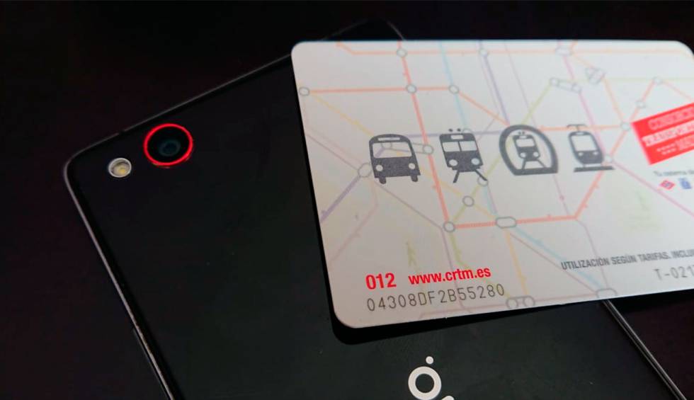 Acerca al móvil tu Tarjeta de Transportes de Madrid para conocer su saldo |  Lifestyle | Cinco Días