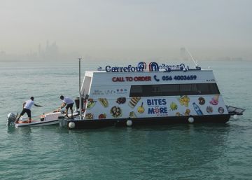 Supermercados Carrefour flotantes para los yates de los ultrarricos