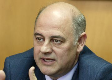 El presidente de Sniace dimite tras ser imputado por un delito medio ambiental