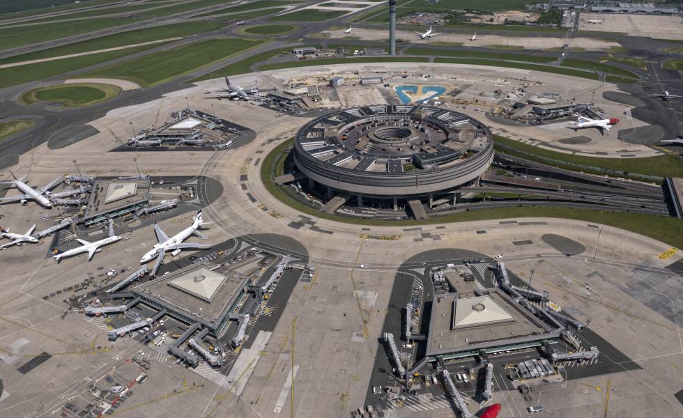 Ferrovial se suma a Vinci y Atlantia en el interés por los aeropuertos de París Compañías Ferrovial se suma a Vinci y Atlantia en el interés por los aeropuertos de París Compañías