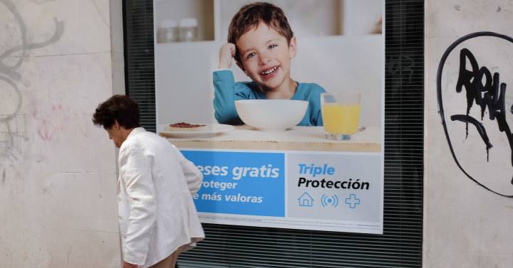 Los seguros de vida ligados a la hipoteca dan para pagar tres años de cuota