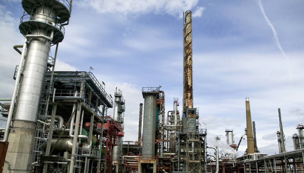 La corte de arbitraje condena a Venezuela a pagar más de 8.700 millones de dólares a Conoco