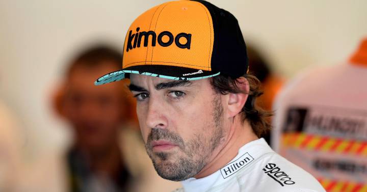 carencia atractivo cigarro Kimoa: Fernando Alonso perdió un millón con su marca de moda en su año de  estreno | Compañías | Cinco Días