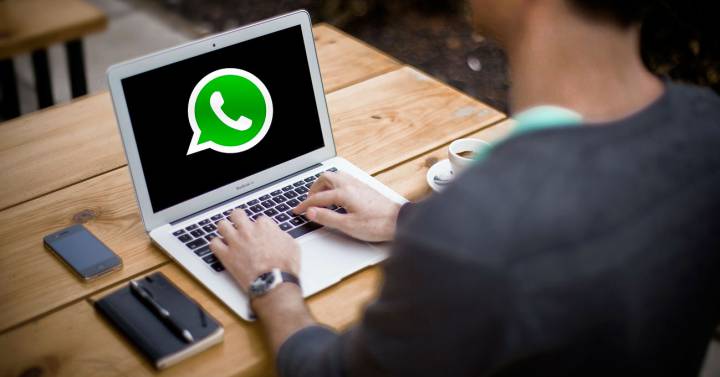 Cómo cerrar sesión de WhatsApp Web para que otros no vean tus chats
