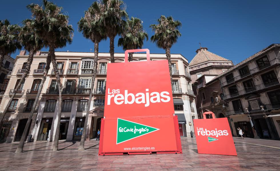 bomba menos Malversar El Corte Inglés sigue líder en moda en España con estrecho margen sobre  Inditex | Compañías | Cinco Días