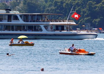 La UE saca a Suiza de su ‘lista gris’ de paraísos fiscales