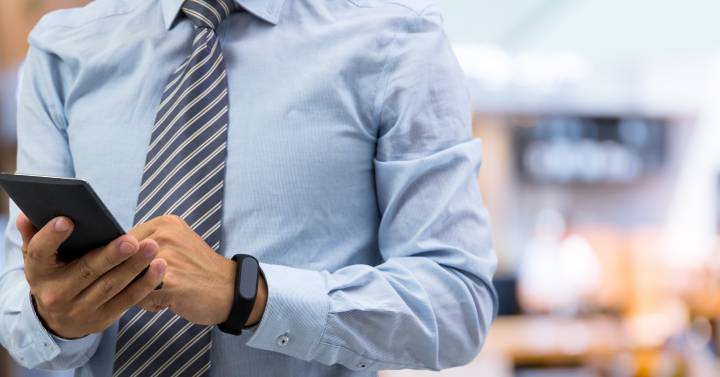 Espiar a empleados mediante pulseras de actividad, la nueva moda en EE.UU