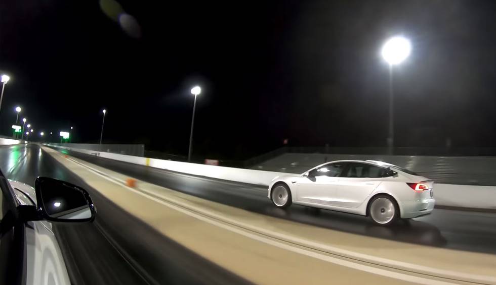 Tesla vs supra