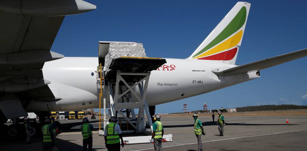 Llegada de un cargamento de ayuda de China a Venezuela.