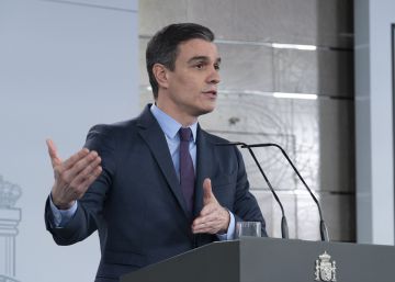 04042020 El presidente del Gobierno, Pedro Sánchez, en la comparecencia donde ha confirmado su intención de solicitar al Congreso de los Diputados una nueva prórroga del estado de alarma hasta el próximo 25 de abril, si bien ha avisado a la población de que ese día no se acabarán las restricciones y será preciso pedir al menos otra prórroga más. En Madrid, (España), a 4 de abril de 2020.rn POLITICA rn Moncloarn 