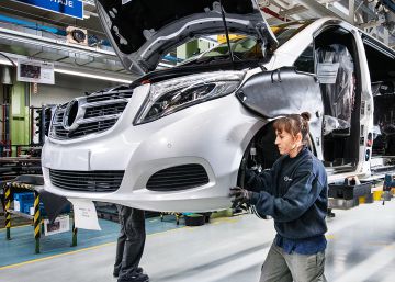 Mercedes-Benz vuelve a reducir la producción del centro de Vitoria