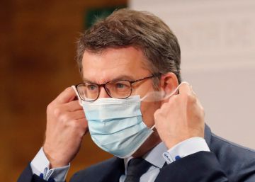 Feijóo pide rebajar el IVA al turismo y eliminarlo en las mascarillas