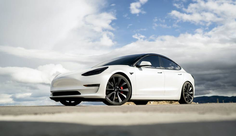 Los nuevos Tesla Model S rompen la barrera de los 600km. de autonomía, Motor
