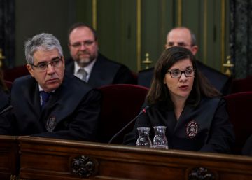 La supresión de la toga en agosto reabre el debate sobre su utilidad entre los abogados