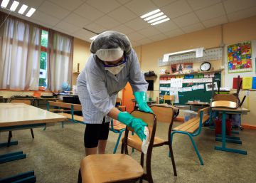 El retorno a las aulas en Europa bajo la amenaza de los brotes