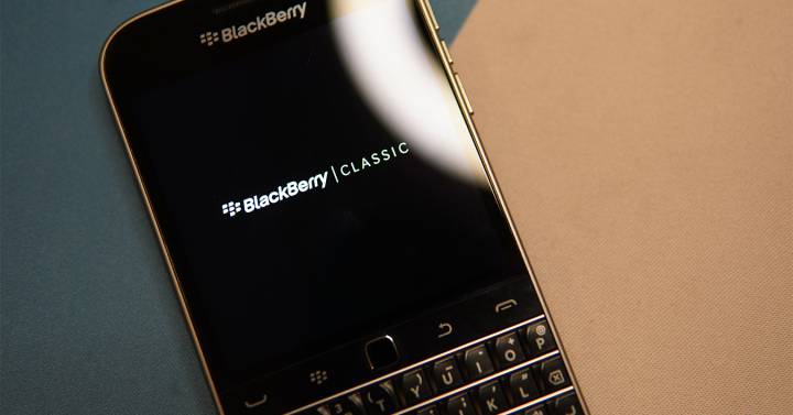 BlackBerry se resiste a desaparecer, planea lanzar un nuevo móvil con 5G, Smartphones