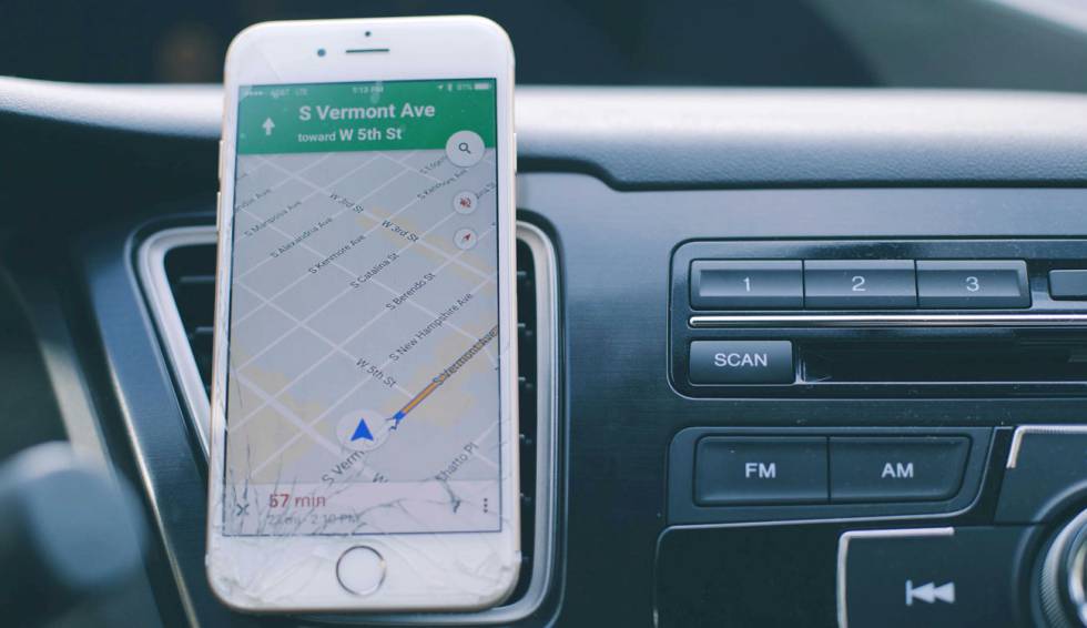 Google Maps en Android Auto añade una función que te ayudará a conducir por  las noches | Lifestyle | Cinco Días