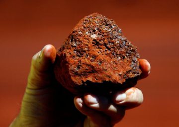 La fiebre de las materias primas complica el dilema de las mineras