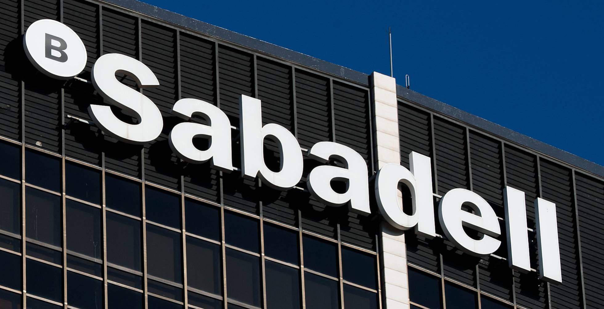 Sabadell vende bonos por 500 millones en su primera ...