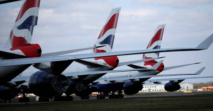 IAG reduce sus pérdidas en el primer semestre un 46,3% | Compañías - Vimarsana News
