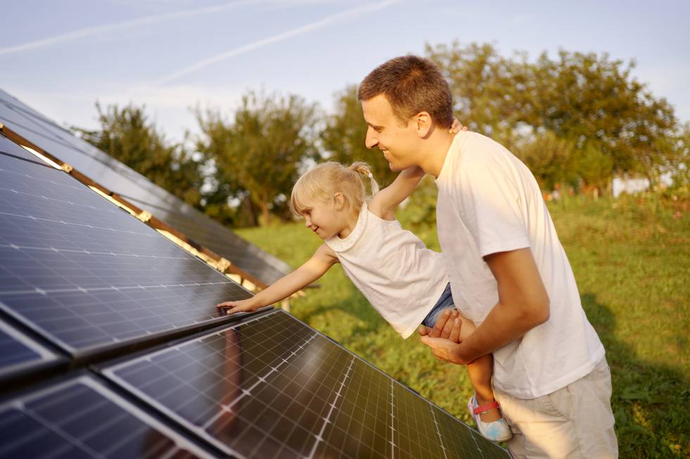 Todo lo que tiene que saber para instalar placas solares en casa | Extras |  Cinco Días