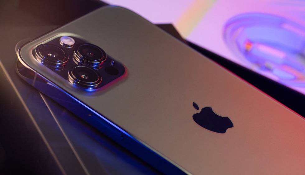 Una foto confirma el nombre que tendrán los iPhone que Apple lanzará este  mes | Smartphones | Cinco Días