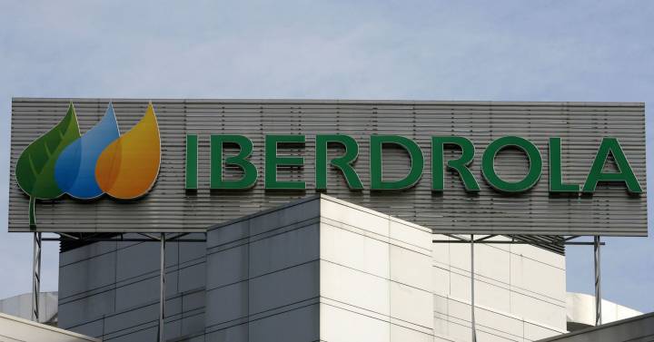 The socialist Antonio Miguel Carmona will be the new vice president of Iberdrola Spain