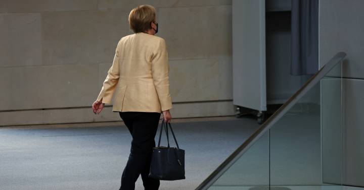 Los asesores de Merkel urgen al BCE la retirada de estímulos frente a la inflación