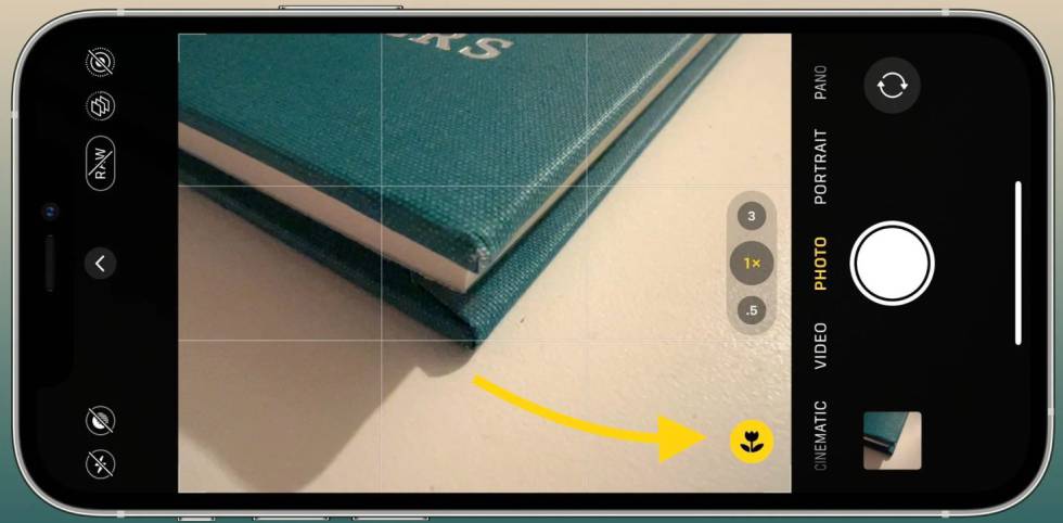 Interfaz de la cámara en la pantalla del teléfono inteligente mano