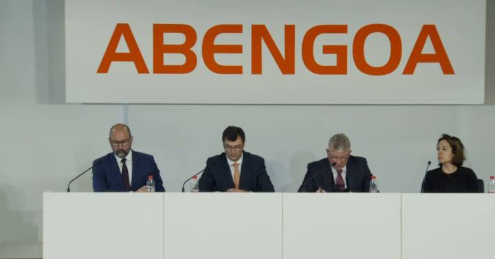 La banca se niega a inyectar los 300 millones en avales que pide Abengoa para su rescate
