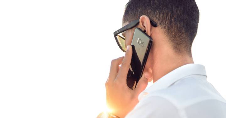 Cómo cambiar el fondo de las llamadas en tu móvil Android de Samsung |  Lifestyle | Cinco Días