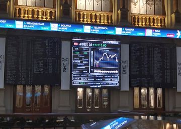 El Ibex vuelve a chocar con los 8.800 puntos pese al tirón de la banca