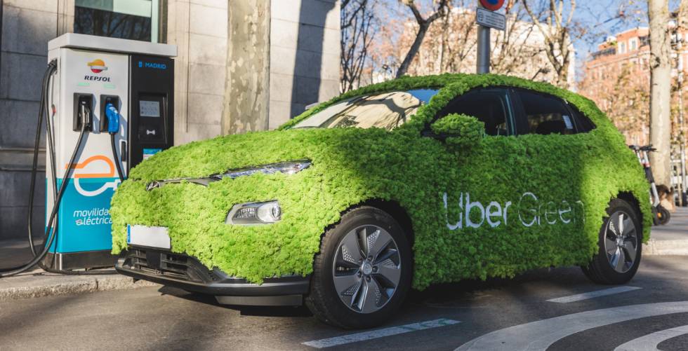 al revés asignar Amplia gama Uber se alía con Repsol y Santander y lanza en España su servicio de  vehículos 100% eléctricos | Compañías | Cinco Días