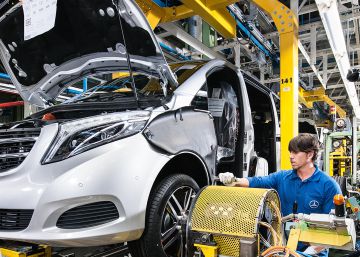 Mercedes-Benz vuelve a parar en Vitoria por la falta de chips