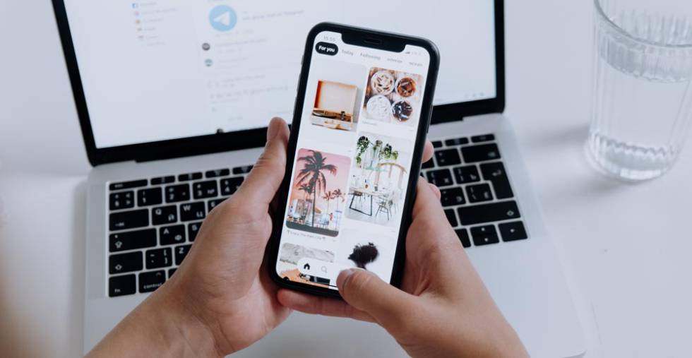 Photos on iPhone screen