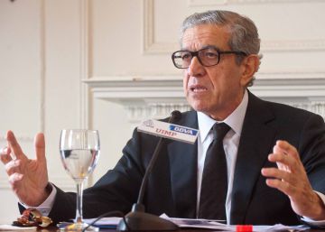 Medel dimite como presidente de la Fundación Unicaja y evita que se valore su idoneidad en el cargo