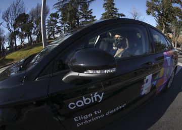 Cataluña asesta otro golpe a las VTC: los vehículos deberán tener un mínimo de 4,90 metros