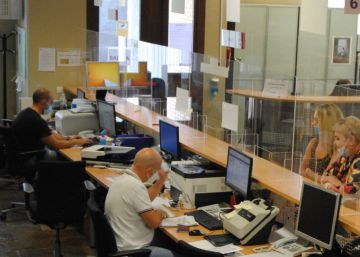 CSIF rechaza el pacto de rentas y pide una subida salarial para los funcionarios